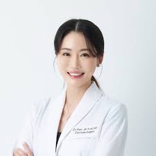 Dr. Lily kong